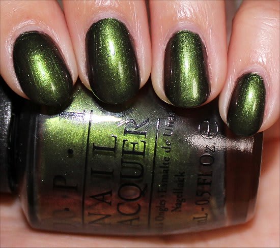 OPI LACQUER #NLC18 GREEN ON THE RUNWAY