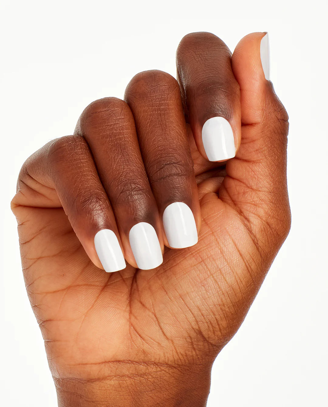 OPI LACQUER #NLL26 SUZI CHASES PORTU-GEESE