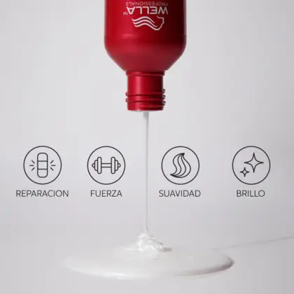 ULTIMATE REPAIR SHAMPOO 250ML WELLA