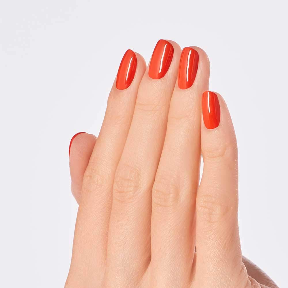 OPI INFINITE SHINE #ISLU14 SUZI NEEDS A LOCH-SMITH