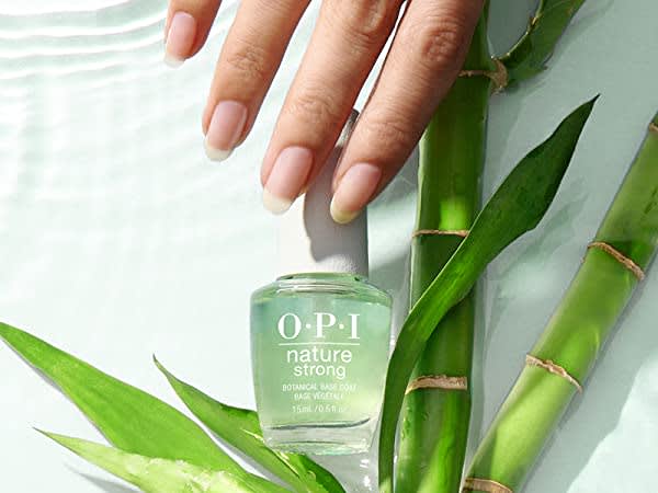 BASE COAT NATURE STRONG NATBC NATURE